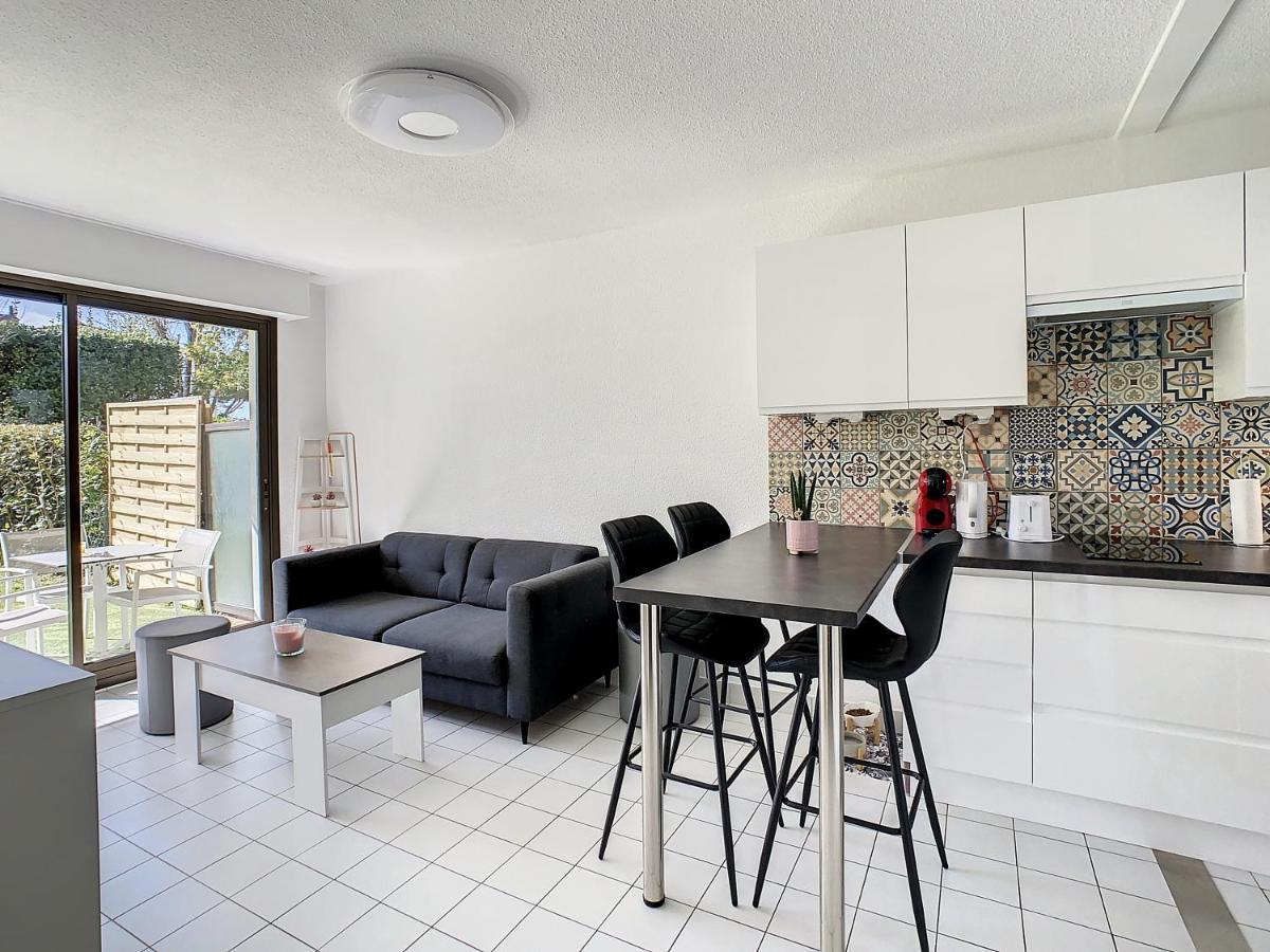 Le Phare Apartment รัวย็อง ภายนอก รูปภาพ